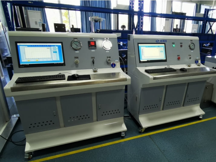 變壓器油箱開裂油壓測(cè)試系統(tǒng)做個(gè)描述